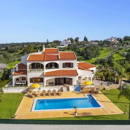 Villa Vista Mar By *